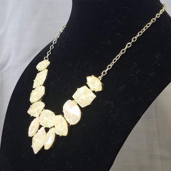 Fun and Funky Lemon Yellow Irridescent Costume Necklace - Picture 3 of 12